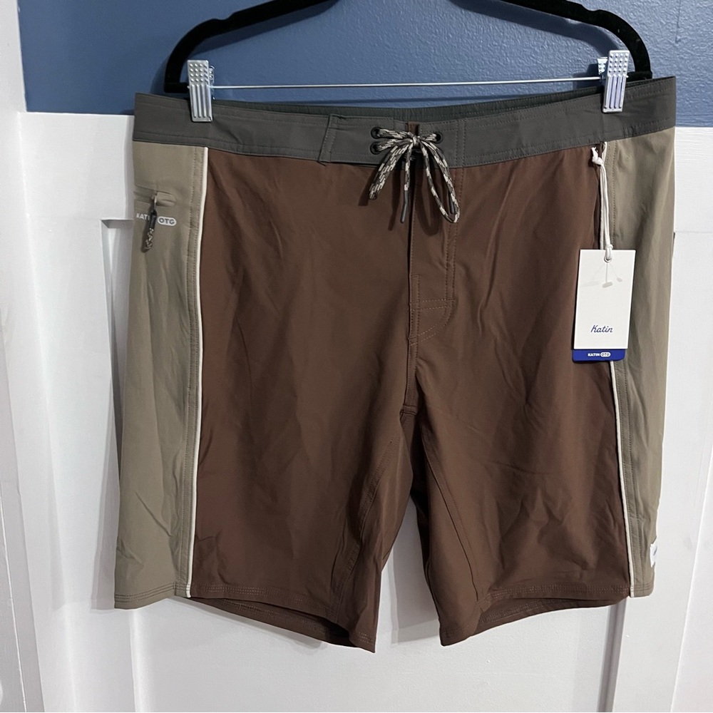 Katin Men’s OTG Archer Swim Trunk Mocha Size 34 NWT